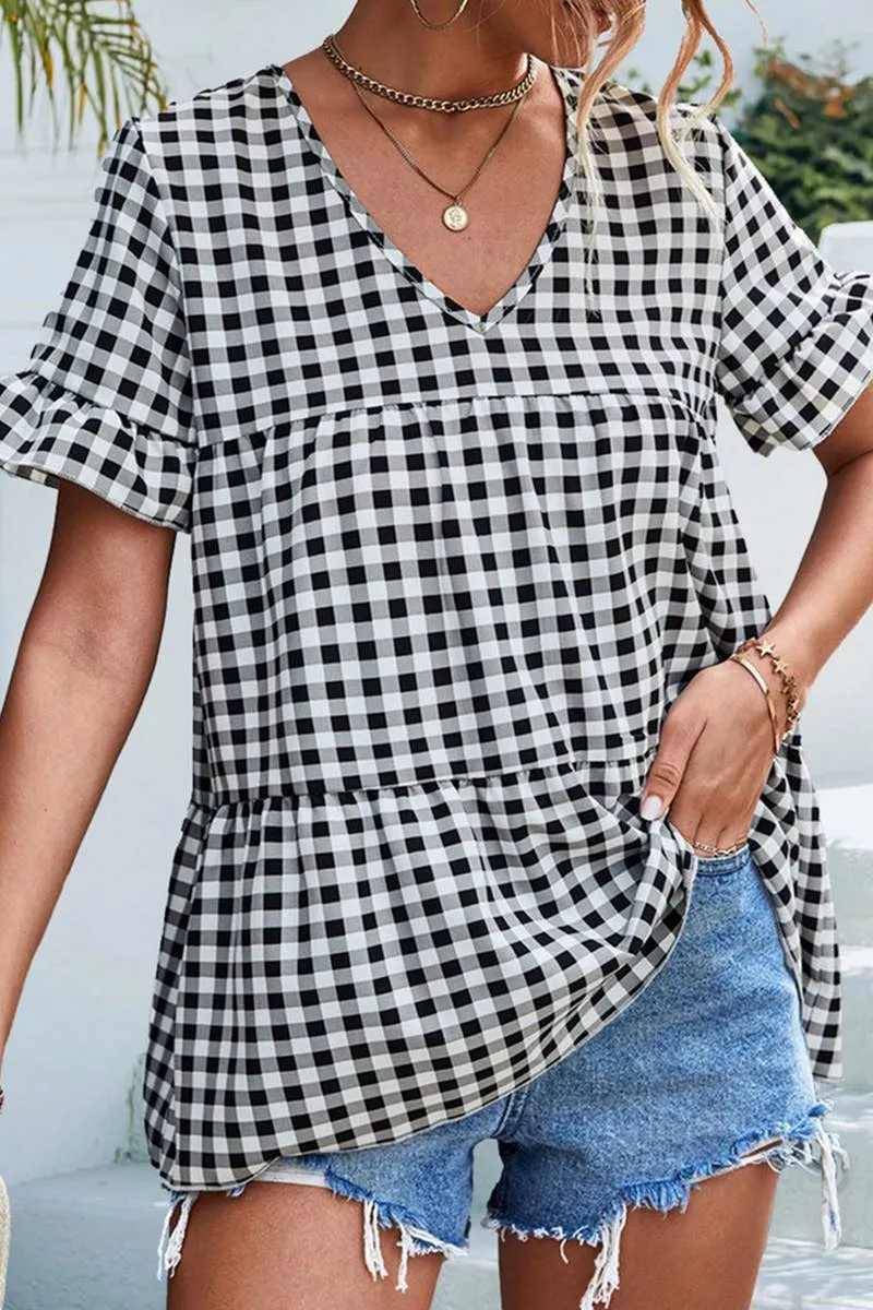 CHECKERED V NECK SHORT SLEEVED SHIRT_CWTSTS0201