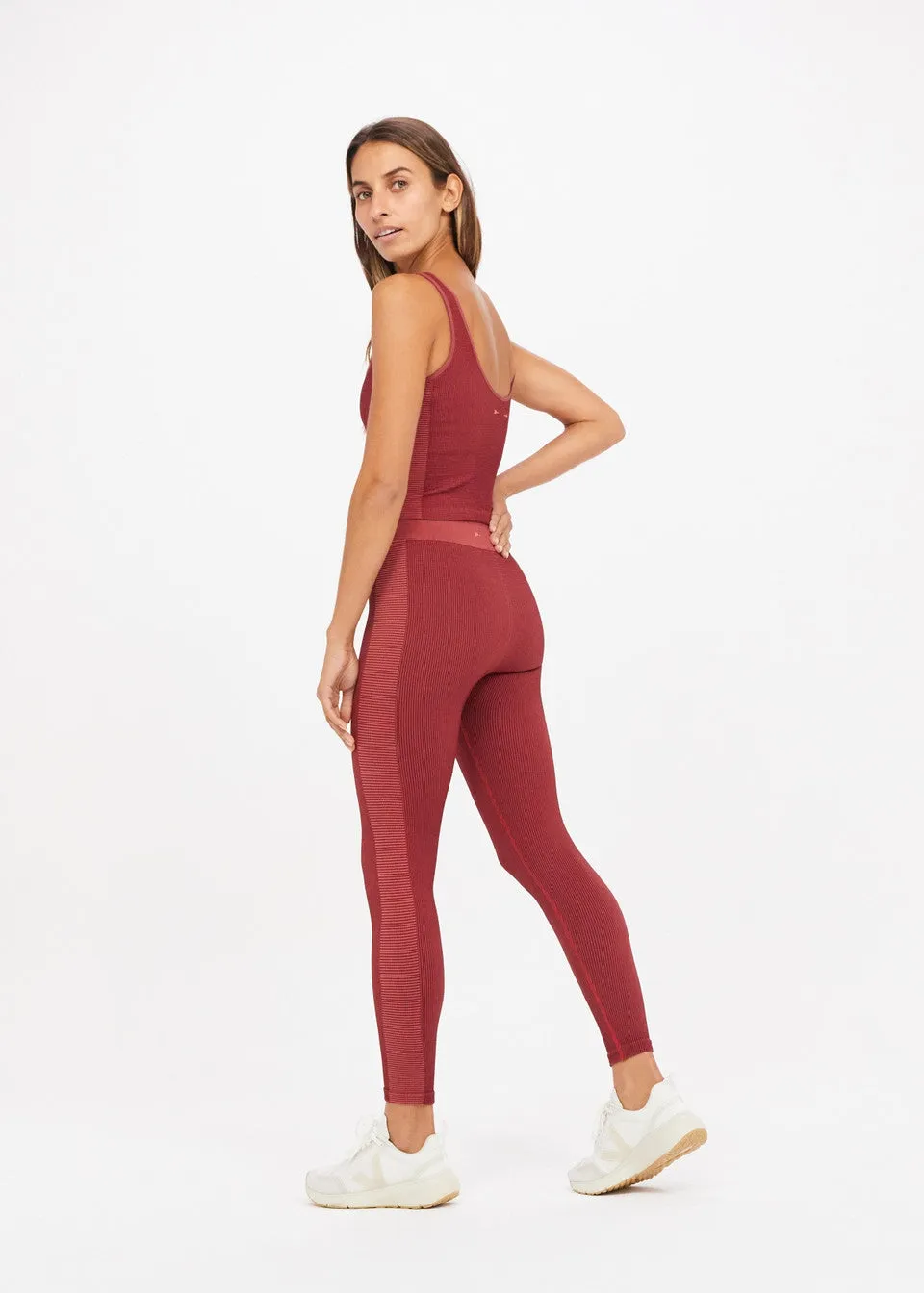 Ribbed Seamless Midi Pant Sangria